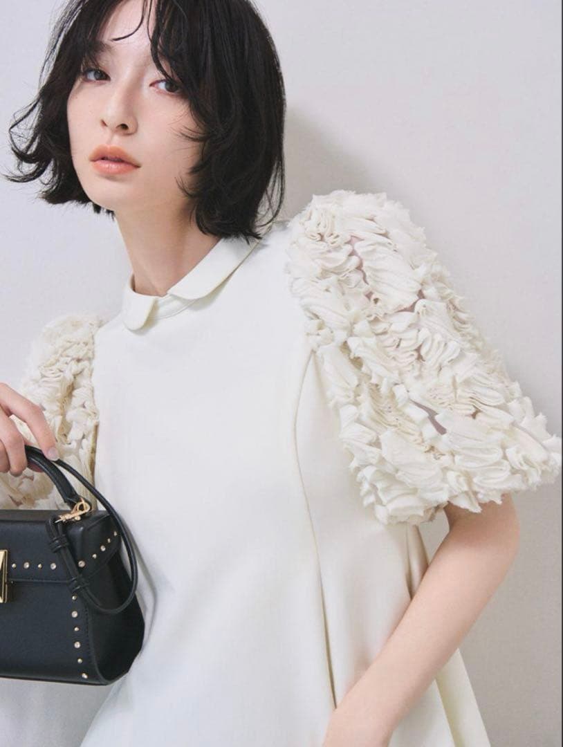 未使用品●CELFORDセルフォード●ペプラム 襟付きデザインブラウス●36