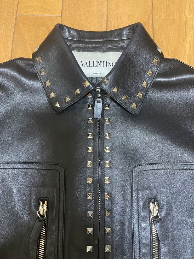 極美品！ヴァレンティノ⭐︎ロックスタッズレザージャケット