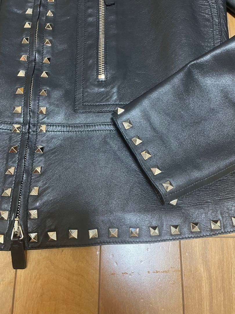 極美品！ヴァレンティノ⭐︎ロックスタッズレザージャケット