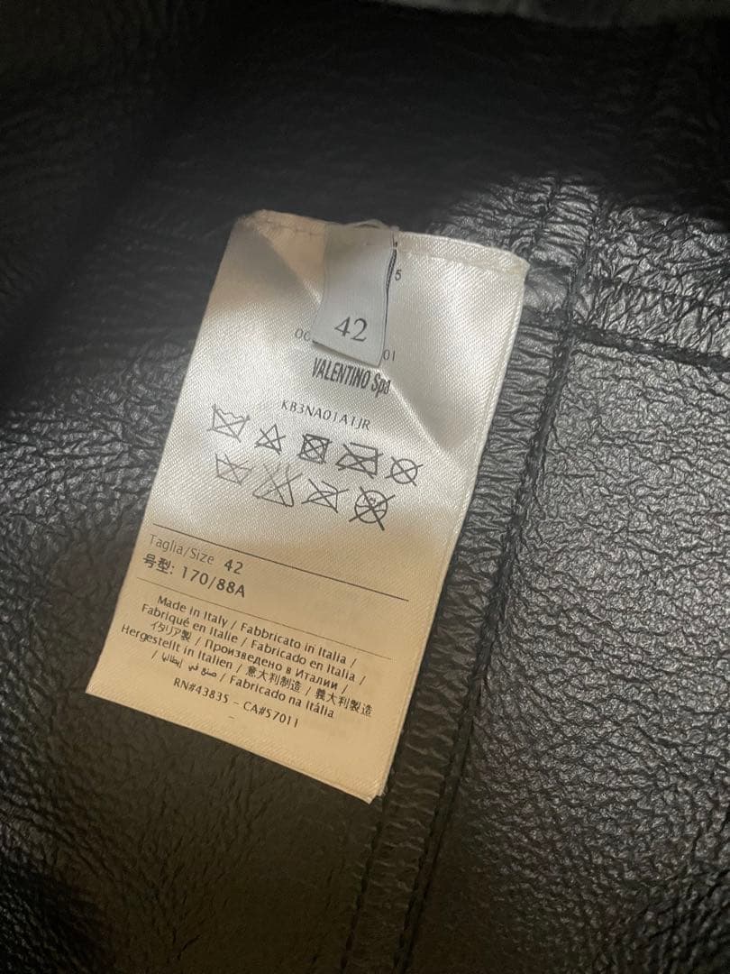 極美品！ヴァレンティノ⭐︎ロックスタッズレザージャケット