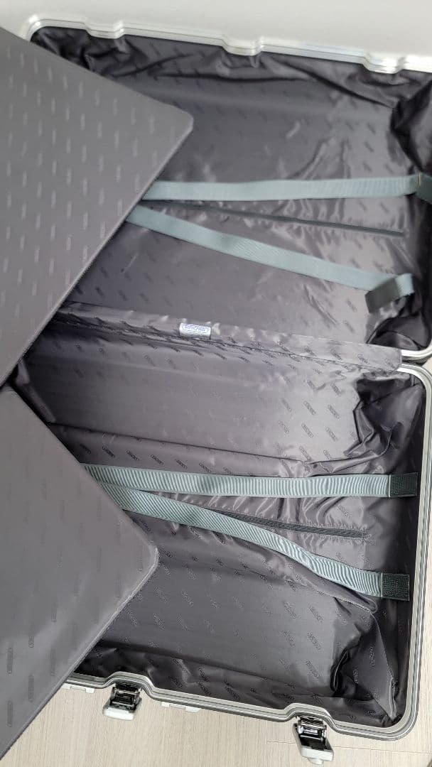 RIMOWA Limbo 881.73.21.4 85L ナイトブルー