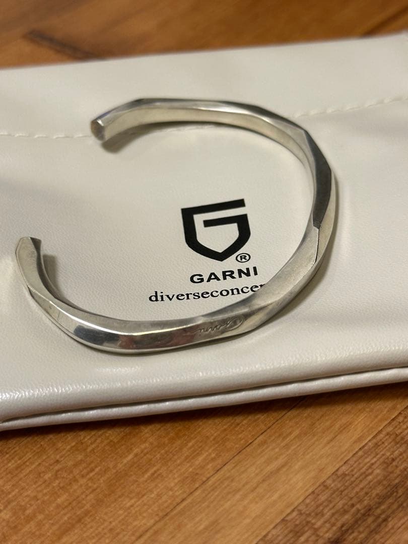 GARNI Crockery Bangle-M オリジナルポーチ付き