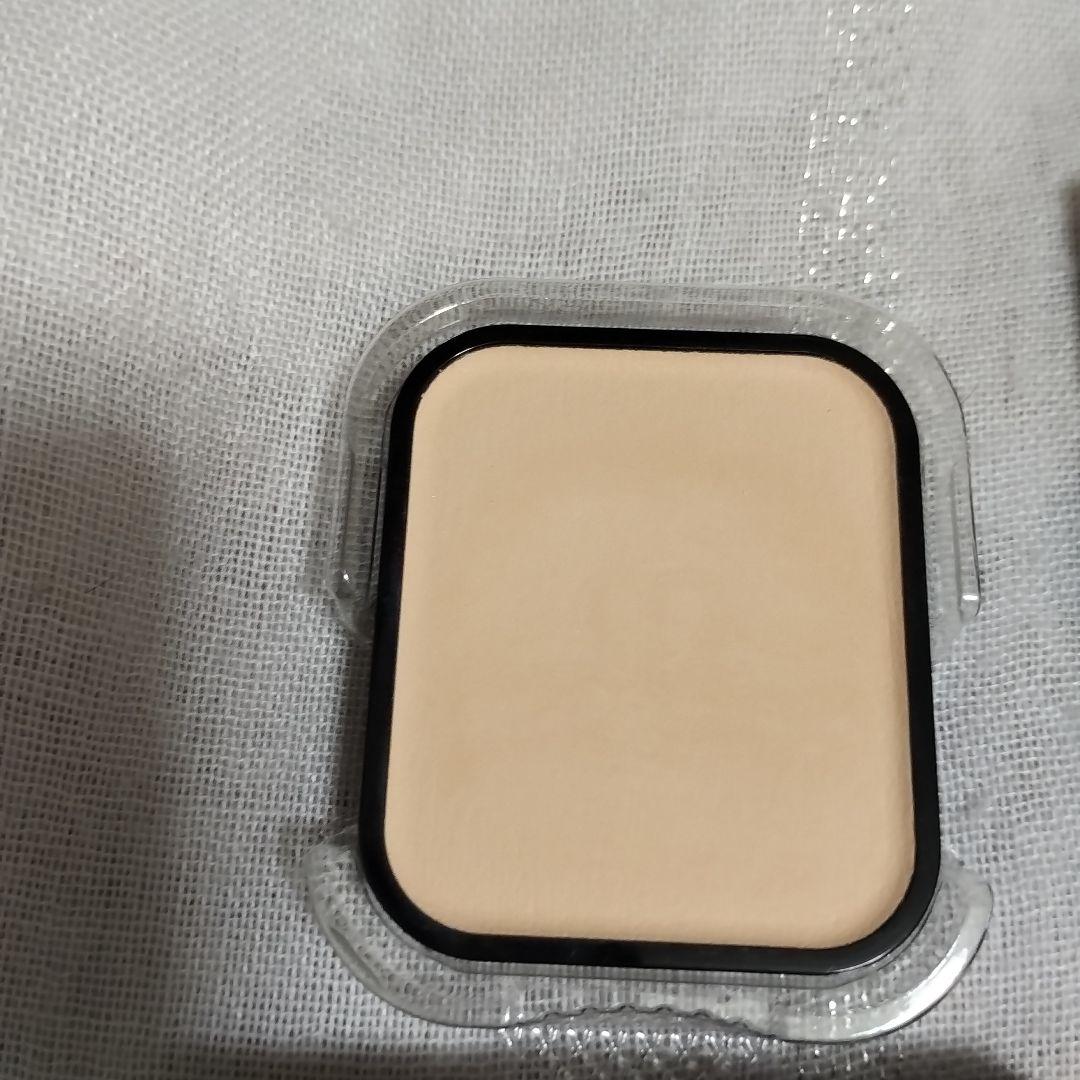 クレ・ド・ポーボーテタンプードルエクラⅡオークル00プレメイクアップスポンジ付