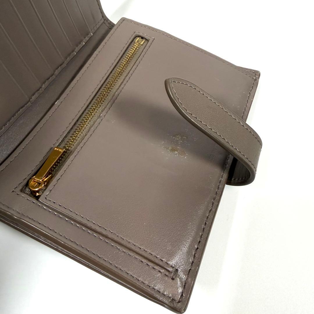 【極美品】セリーヌ　二つ折り財布　ミディアム　ストラップ　ウォレット　グレージュ
