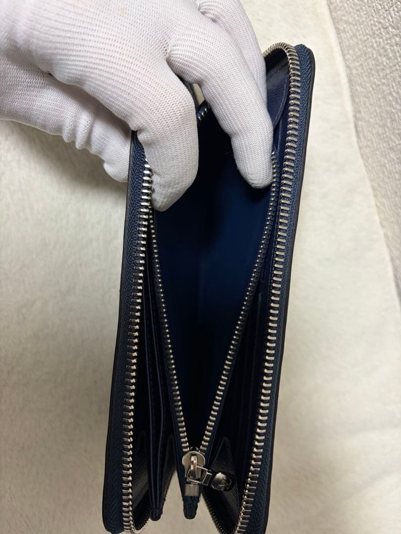 ルイヴィトン 長財布 ラウンドファスナー エピ ネイビー
