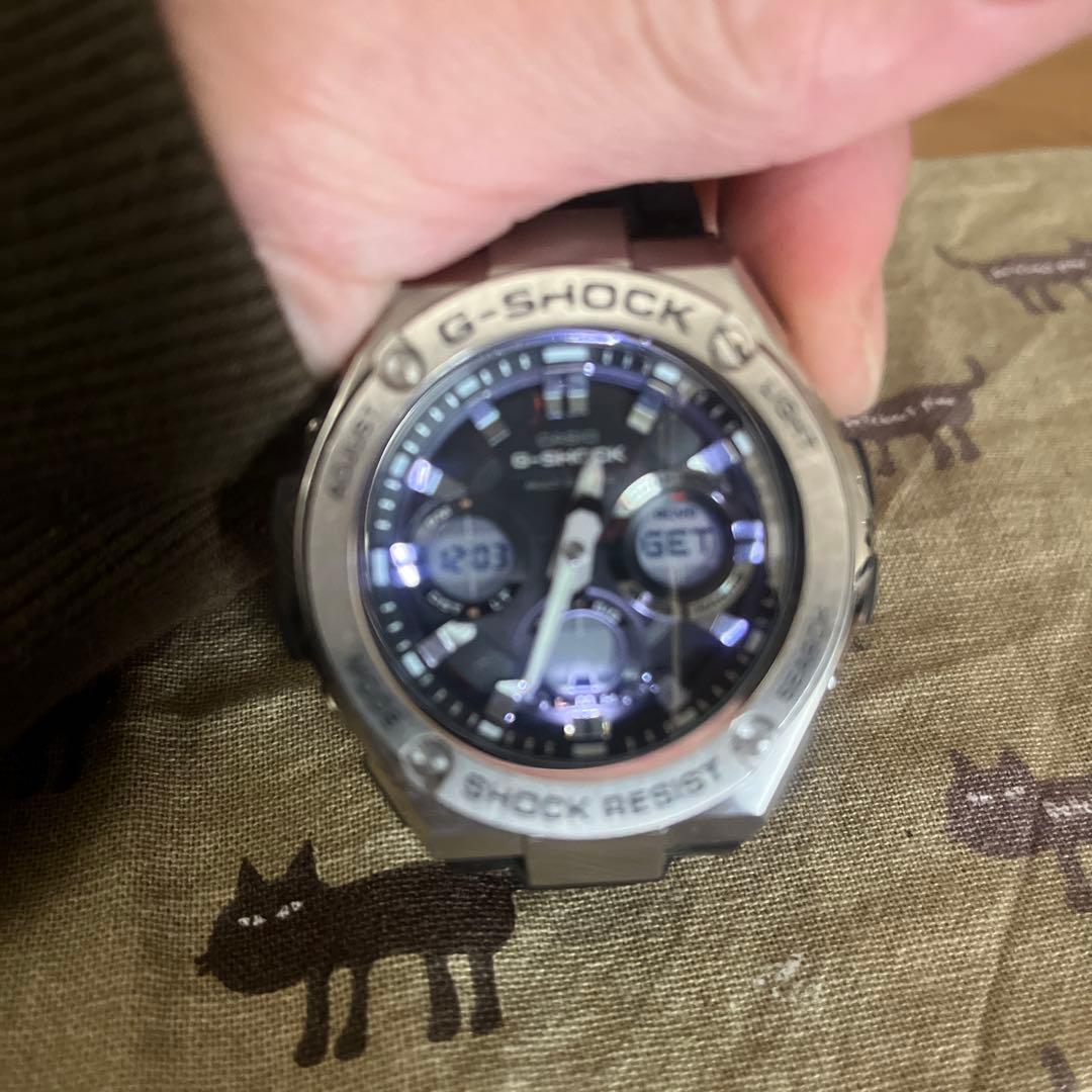 CASIO G-SHOCK GST-W110 電波ソーラー