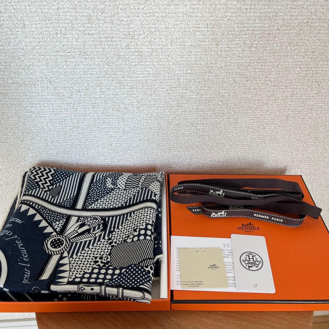 ろ*ろ様 HERMES エルメス カレ メンズ スカーフ