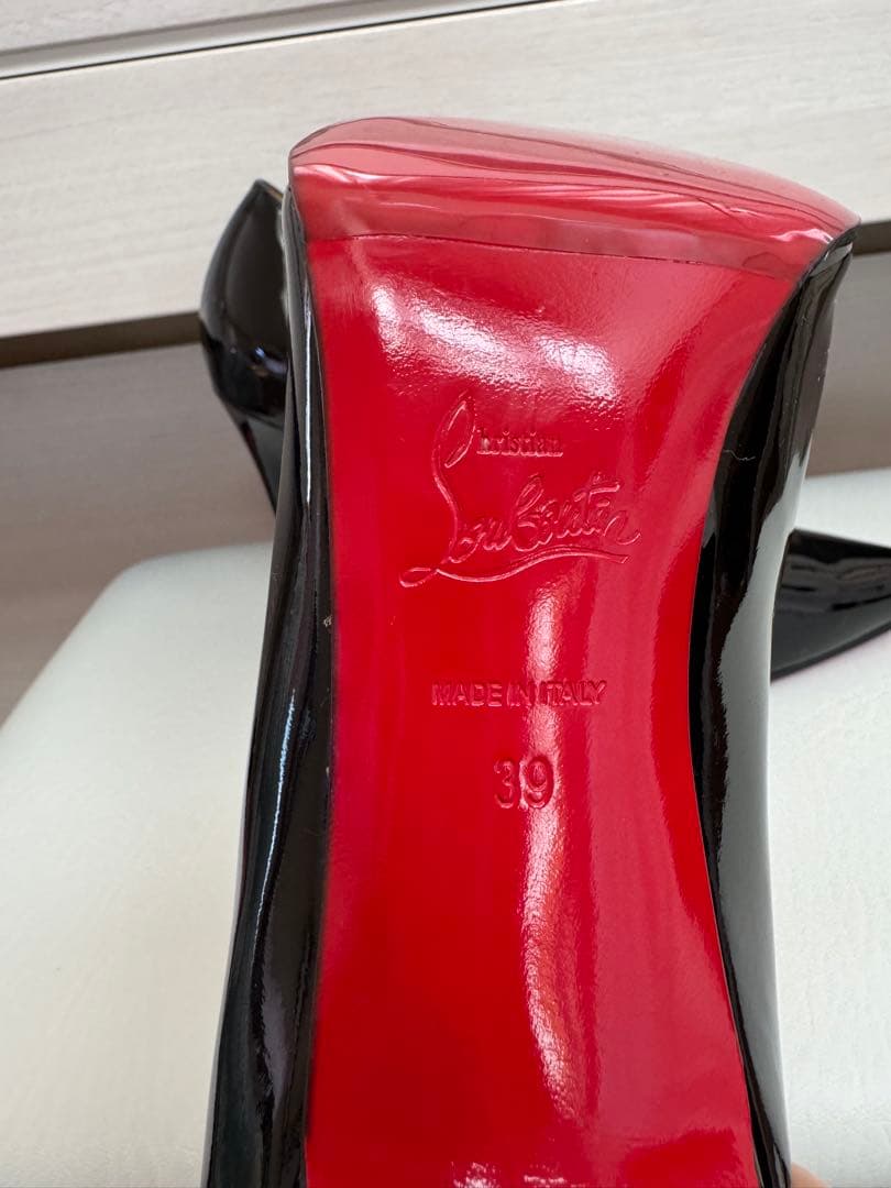 クリスチャンルブタン　Christian Louboutin 黒ヒール 39