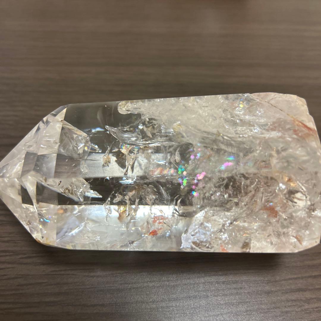 水晶　六角柱　レインボー多数入　透明度抜群