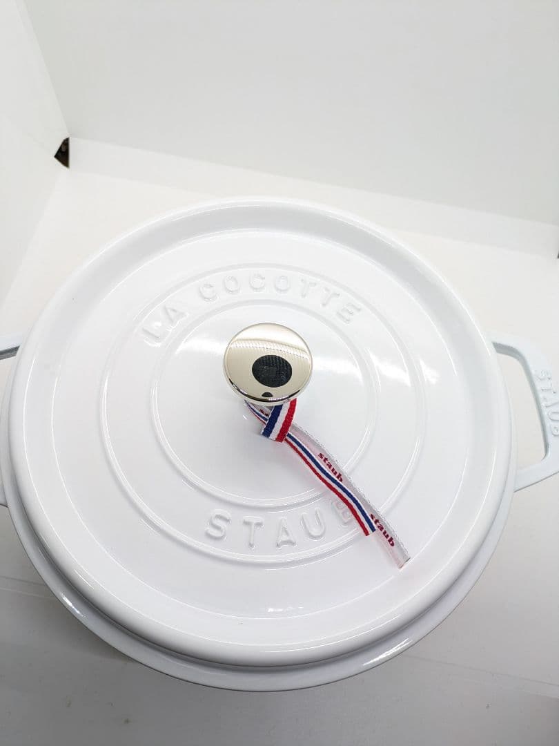 ストウブ ラウンド 24cmホワイト