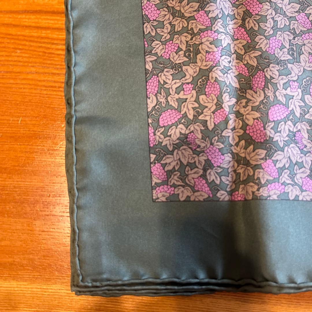 エルメス　スカーフ　40×40 美品　お値下げしました！