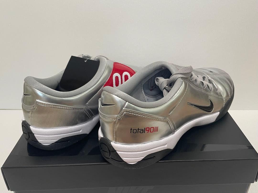 NIKE トータル90Ⅲ SP メタリックシルバー　28.5