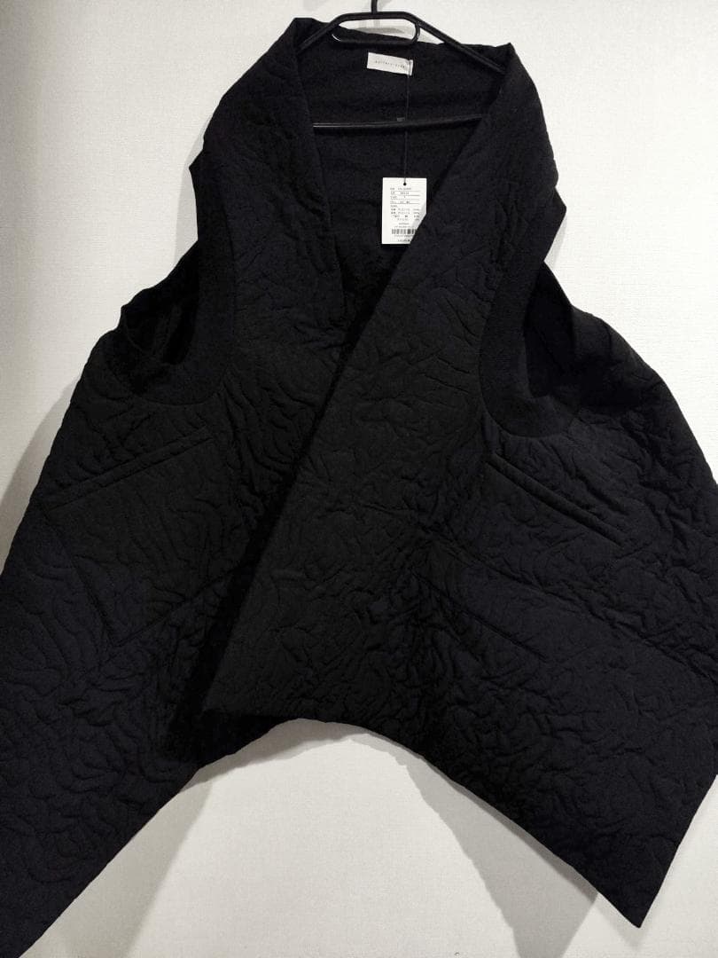 ーSALEー●新品●【antiqua】ピーチスキンキルティングロング丈ベスト