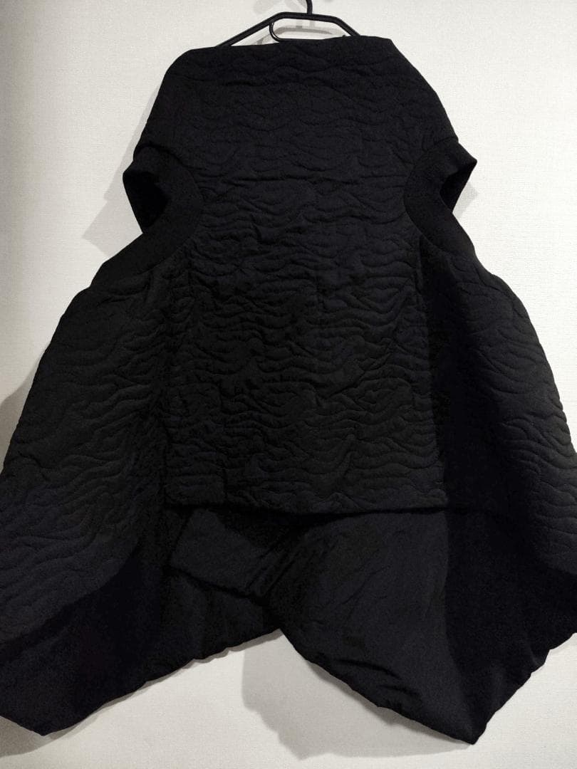 ーSALEー●新品●【antiqua】ピーチスキンキルティングロング丈ベスト