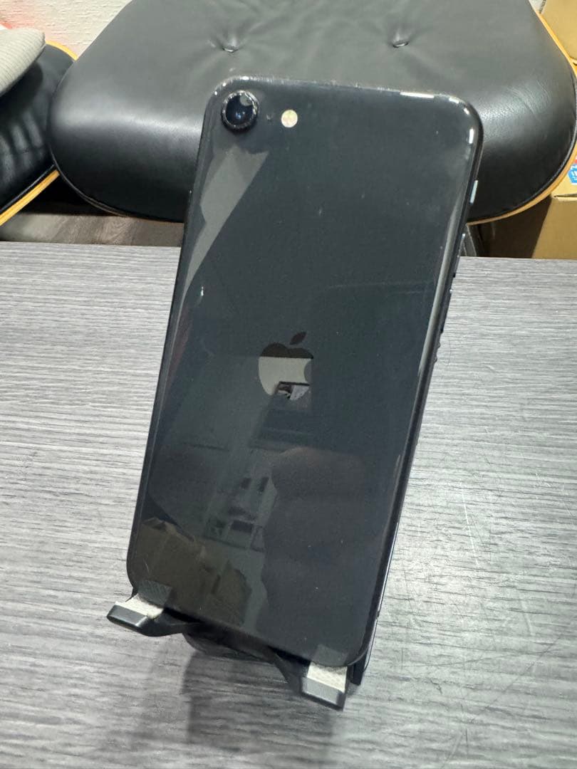 ジャンクApple iPhone se2 大容量256GB シムフリー本体