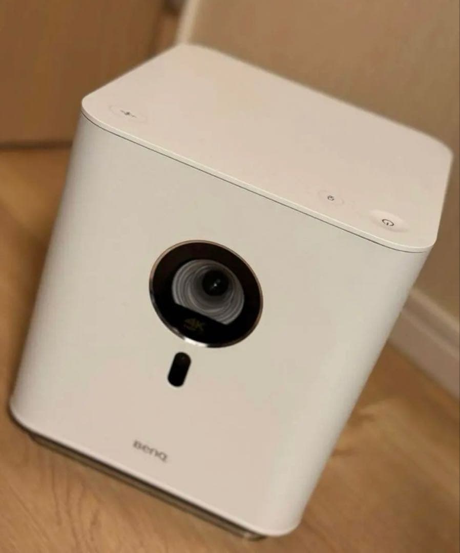 BenQ 4K UHD HDR プロジェクター