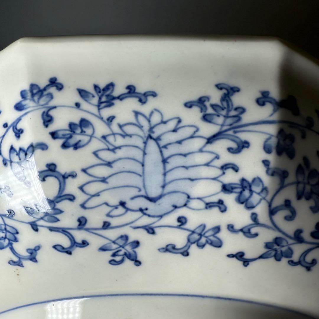 大聖寺伊万里　鳳凰龍図十二角浅鉢　立体的　大明万暦年製　合箱　31.5cm