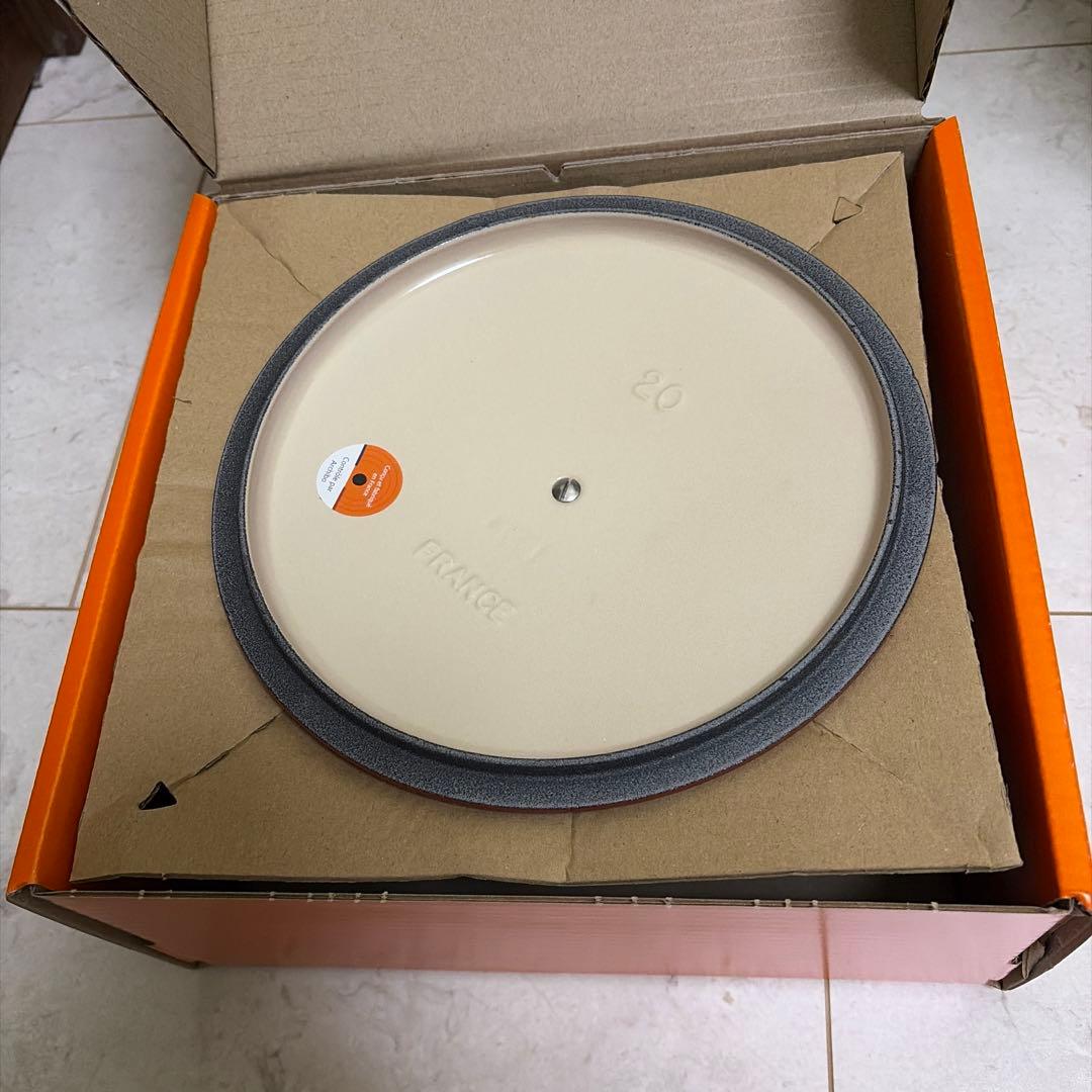 新品 ル・クルーゼ シグニチャー ココット・ロンド 20cm 両手鍋