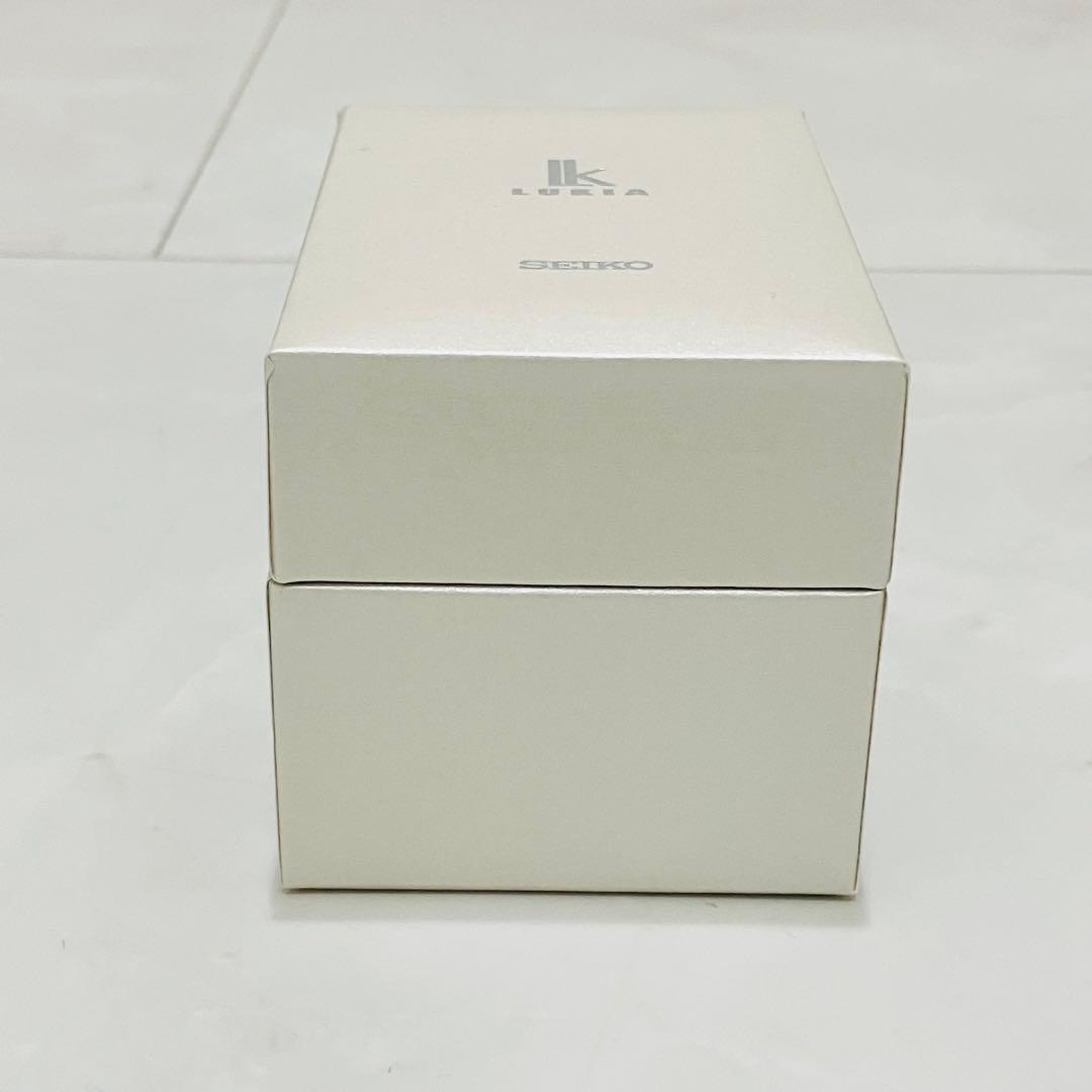 美品 セイコー ルキアSSQV081 チタン 電波ソーラー SEIKO 腕時計