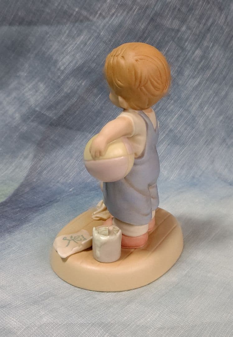 マーベルルーシアトウェル \" 僕たちに今問題が発生中！\"超レア 陶器人形