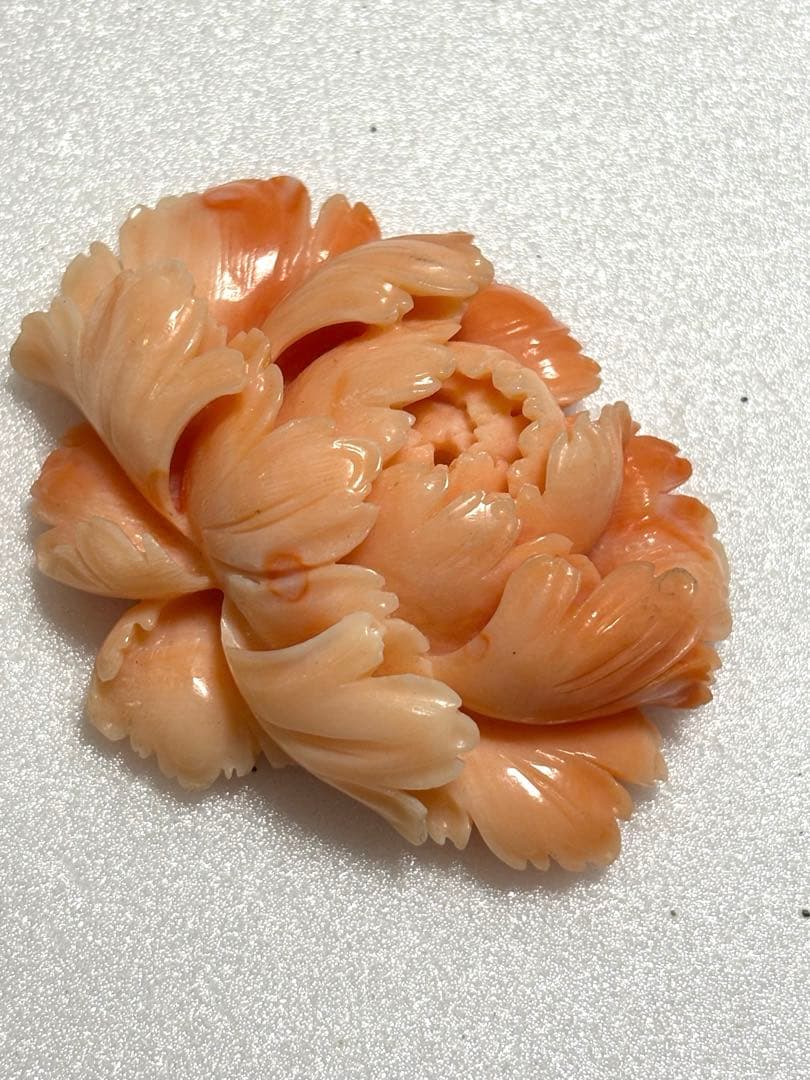 送料無料♪珊瑚　33g 置物　ブローチ　帯留