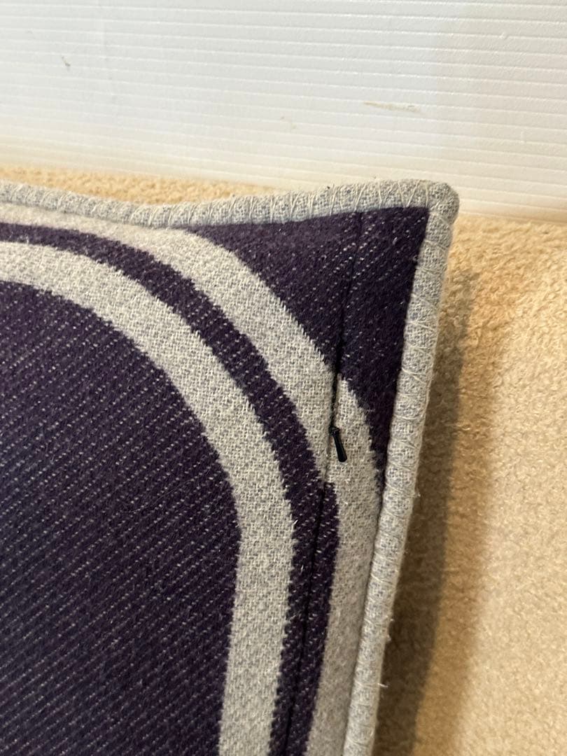 L*7様 ⭐️【全国送料無料】定価13万　HERMES エルメス　クッション　ピ