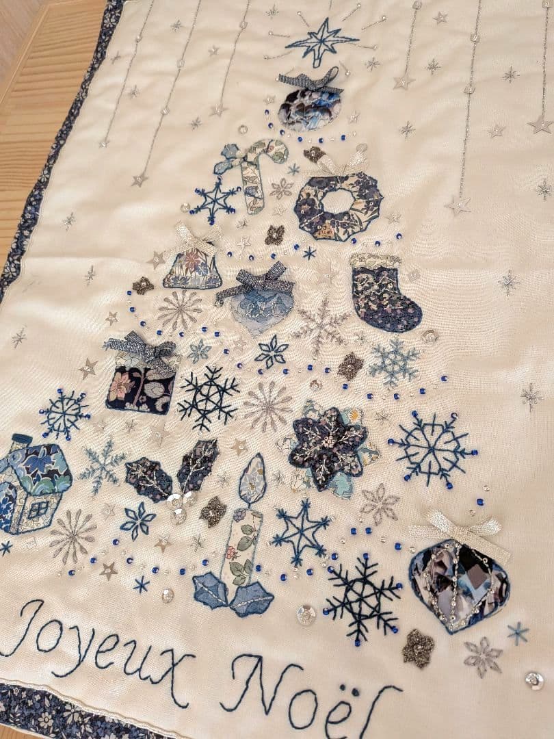 ホビーラホビーレ完成品♡アップリケタペストリー