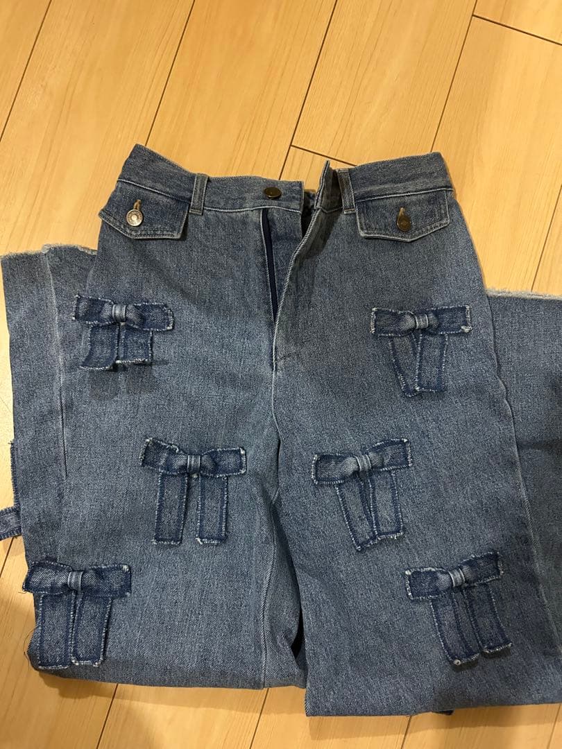 【新品未使用】POPPY/ポピー　メニーリボンデニムパンツ