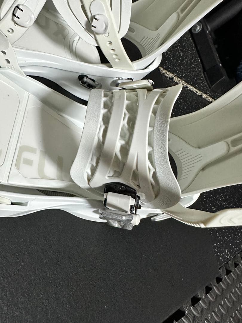 スノーボードビンディング　FLUX　XF　ホワイト2018〜2019モデル　M