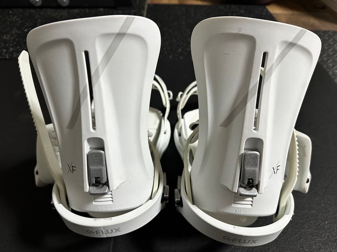 スノーボードビンディング　FLUX　XF　ホワイト2018〜2019モデル　M