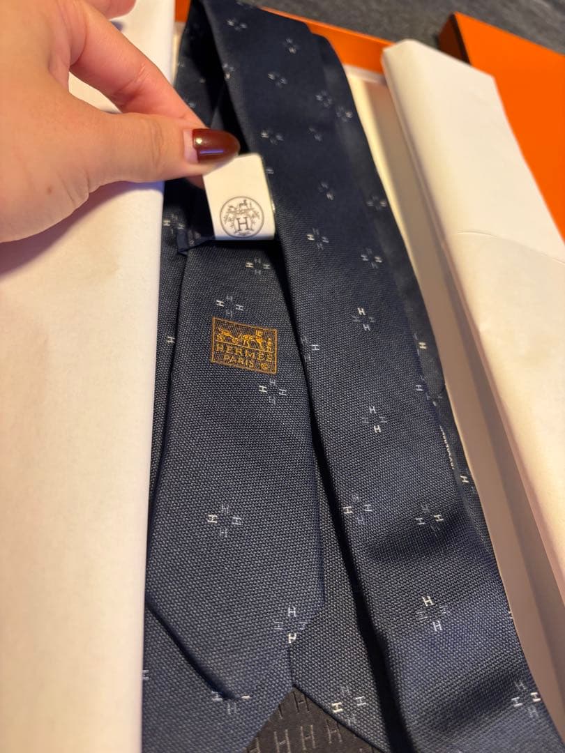 エルメス ネイビー シルク ネクタイ　クリスマス　プレゼント
