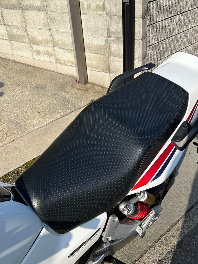 CB1300　SC54　ハイシート