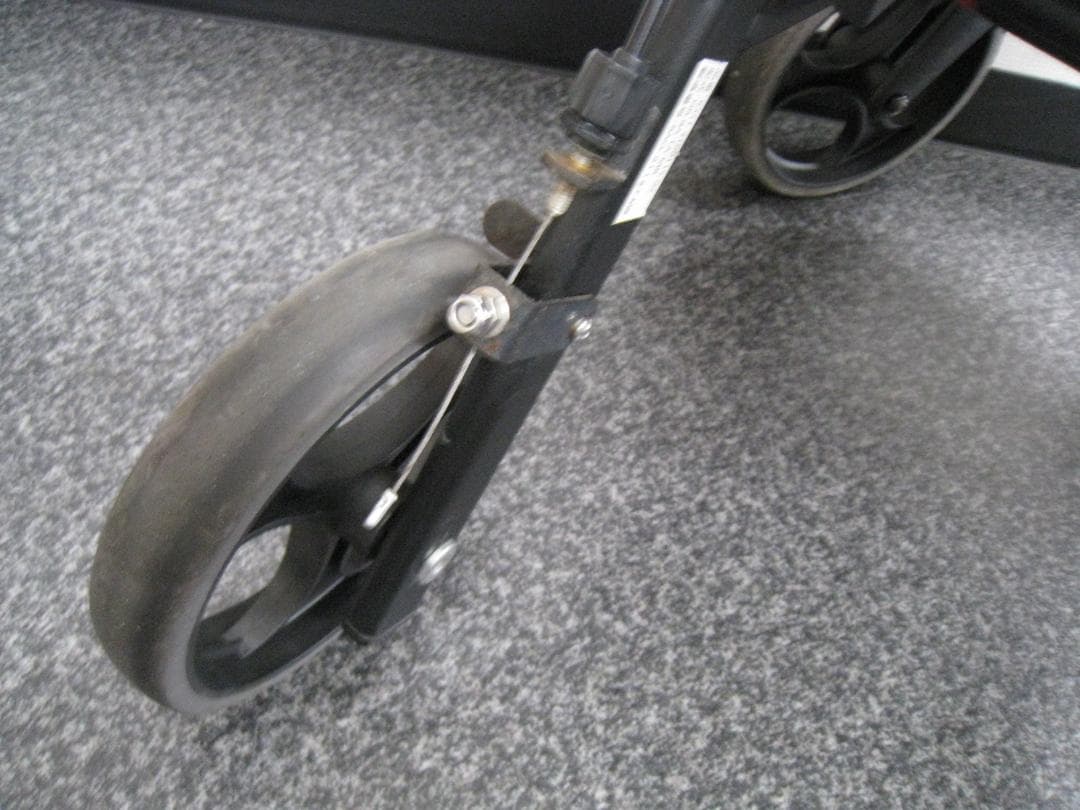 前腕支持型歩行車 REHAMO(リハモ) 抑速ブレーキなし