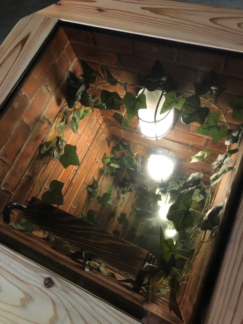 奥深くまで続く井戸テーブル　無限テーブル