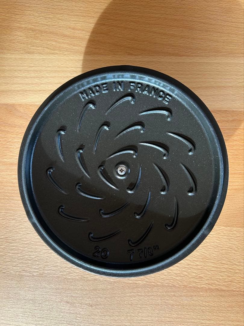 STAUB minä perhonen フォレストココットラウンド20cm