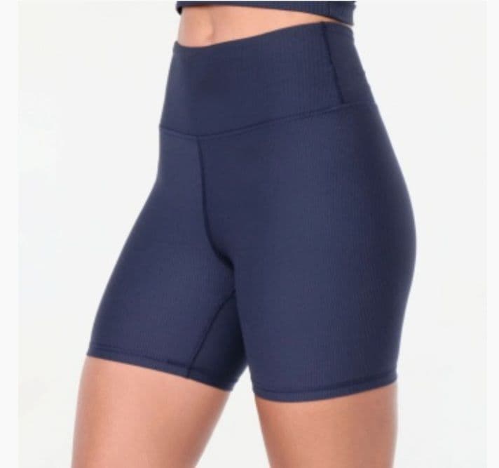 【新品】ZUMBA　セットアップ (上下Mサイズ)