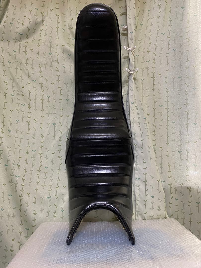 特注 激レア ホーネット250 三段シート 艶あり黒 40cm MC31 族車