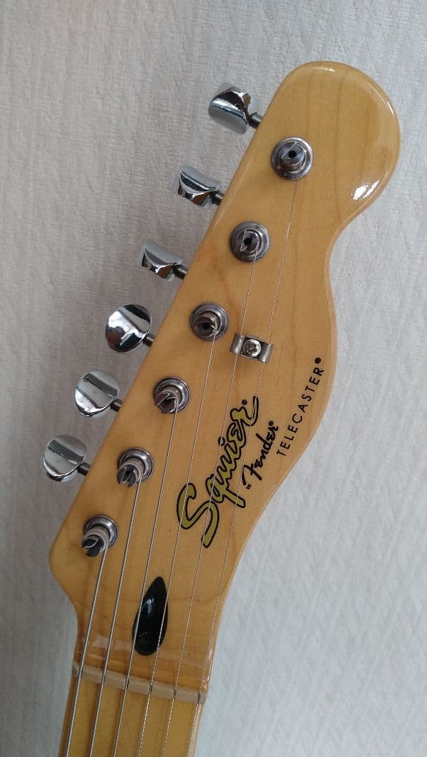 SQUIER　テレキャスター SCANDAL HARUNA スカル柄