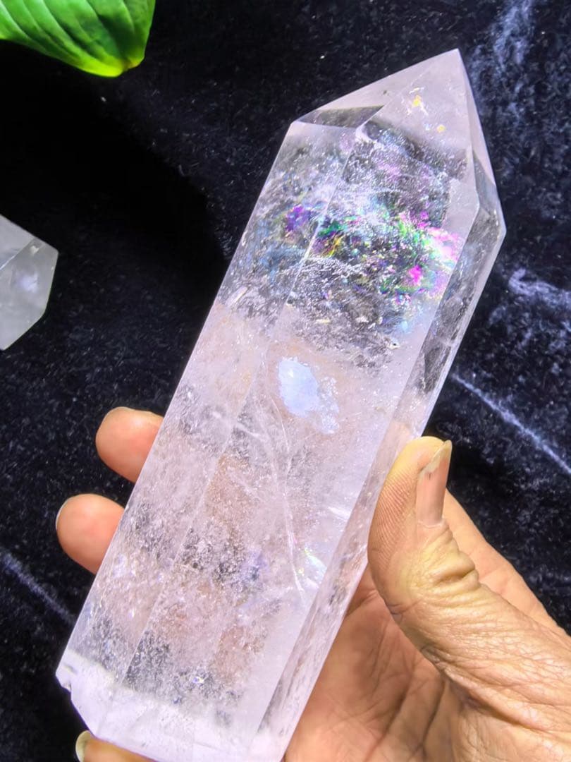 天然石 147mm虹付き水晶のポイント　置物 YY862