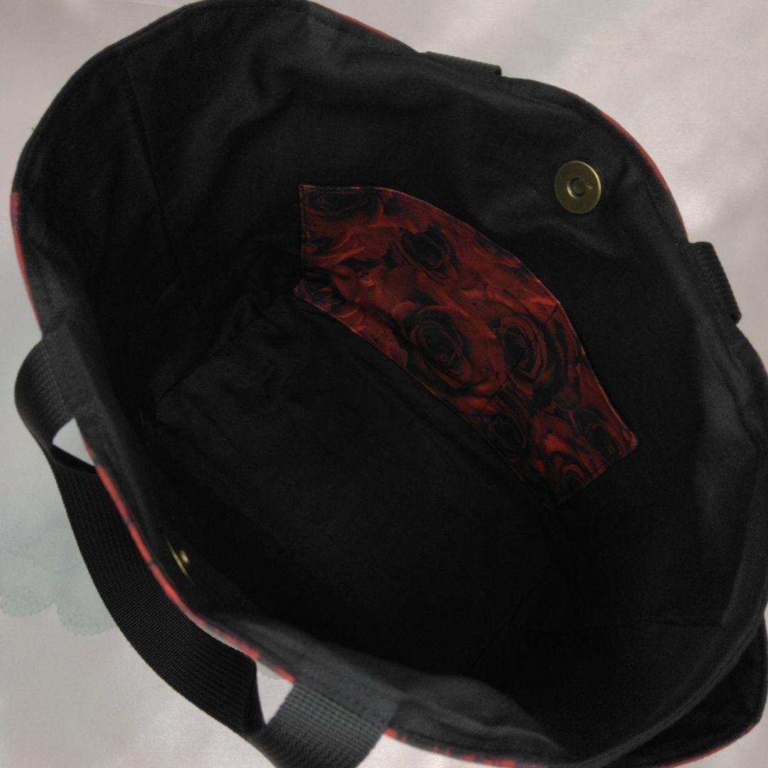 赤いばら柄 ハンドメイドサイドポケット付きトートバッグ 　ポーチ　薔薇柄　4点