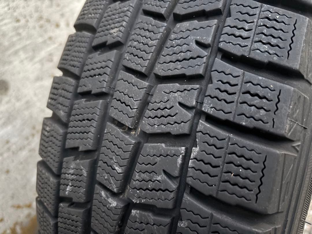 セレナ、ノア、ヴォクシー　195/65R15 スタッドレスタイヤ ホイールセット