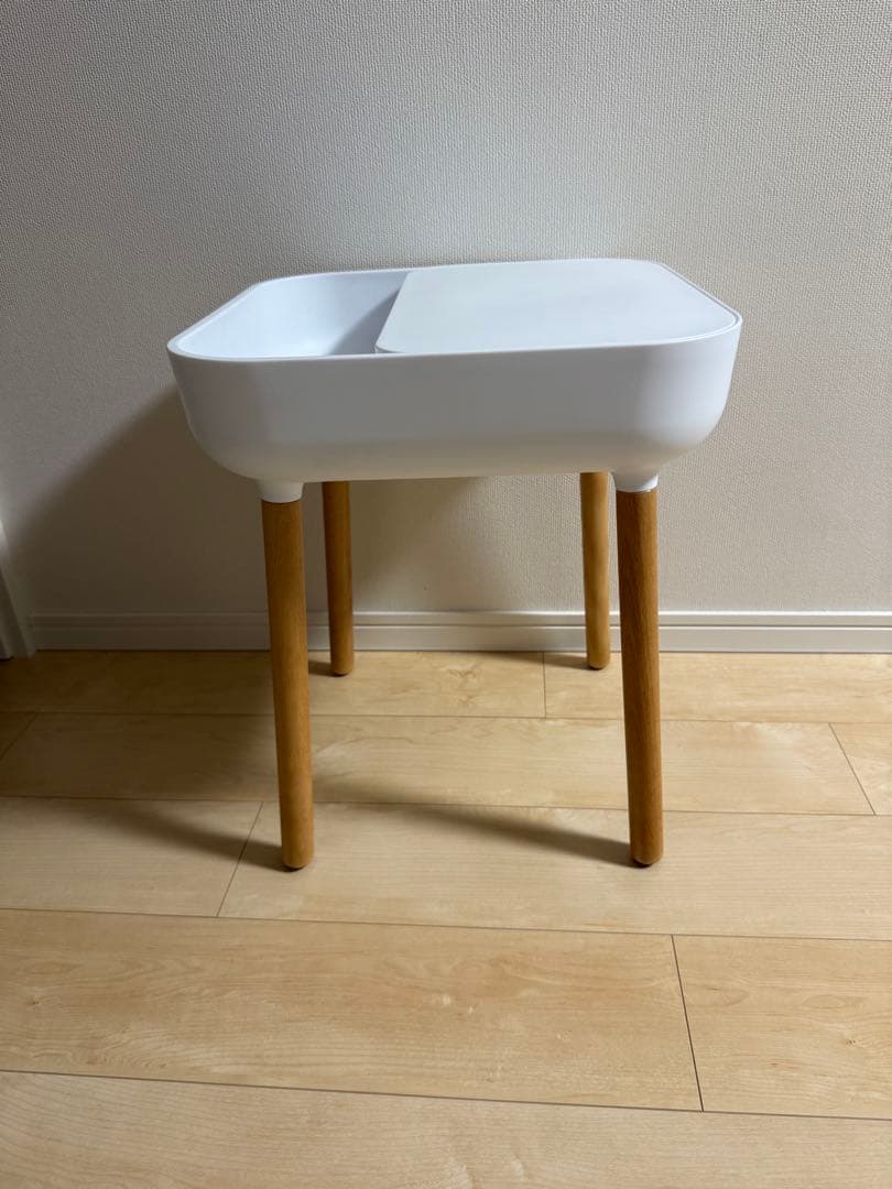 サイドテーブル ホワイト 充電ケーブル穴付き軽い