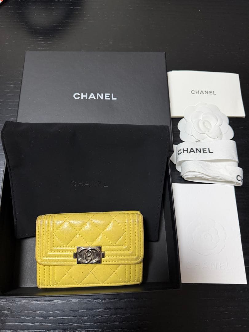 CHANEL ボーイシャネル ミニウォレット ケース イエロー　ミニ財布