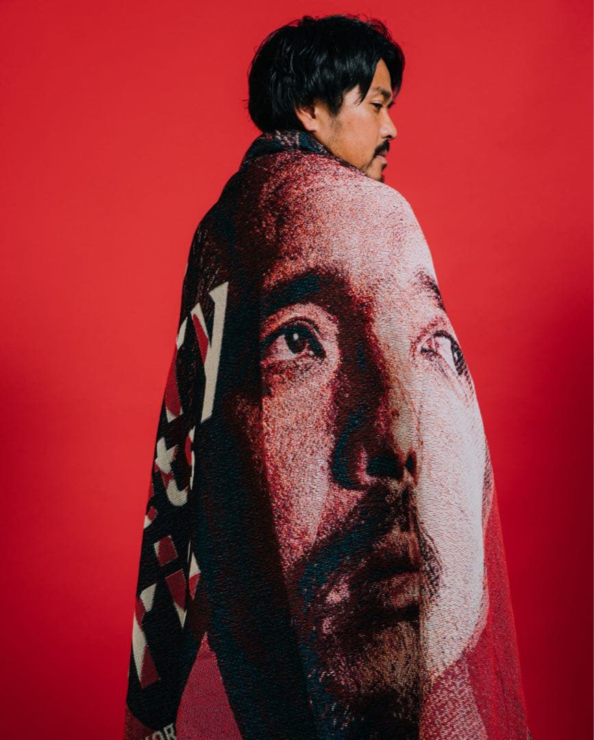 興梠慎三 \"闘いの先にある\"スローブランケット