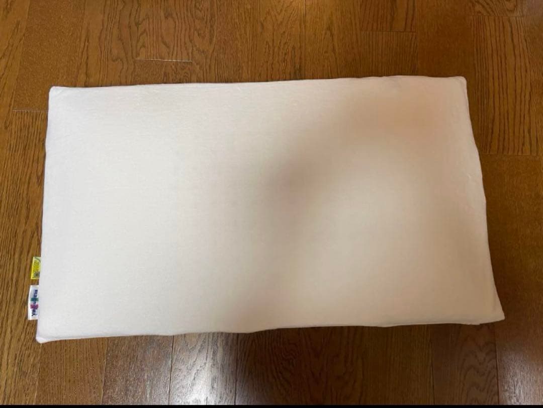 マニフレックス フラットピッコロ 女優枕