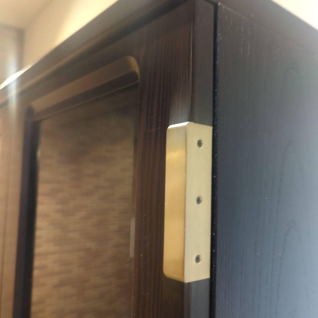 春真っ盛りセール◇美品　IDC大塚家具　書棚/本棚　飾り棚　ガラス　キャビネット