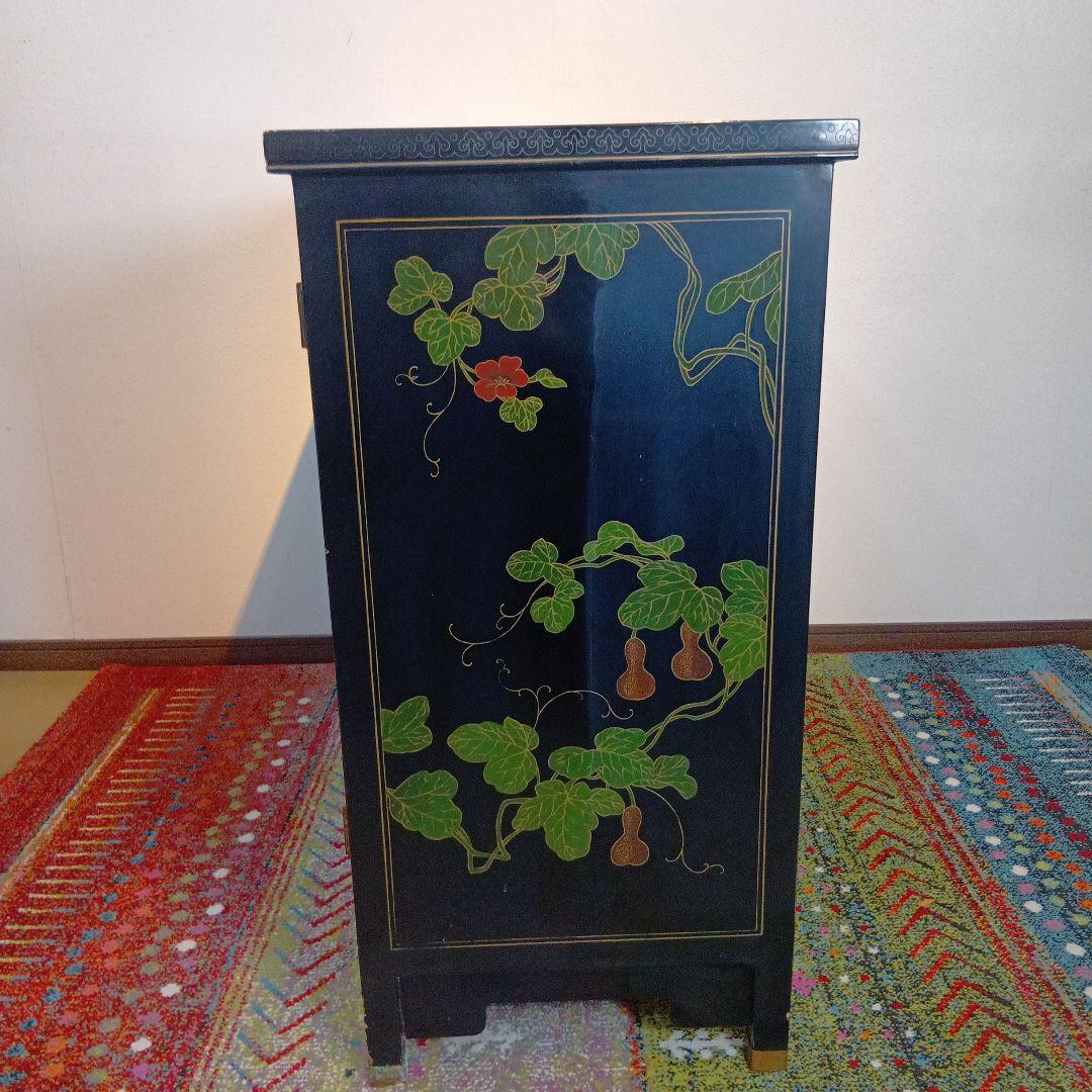 中国漆家具　アジアン家具　キャビネット