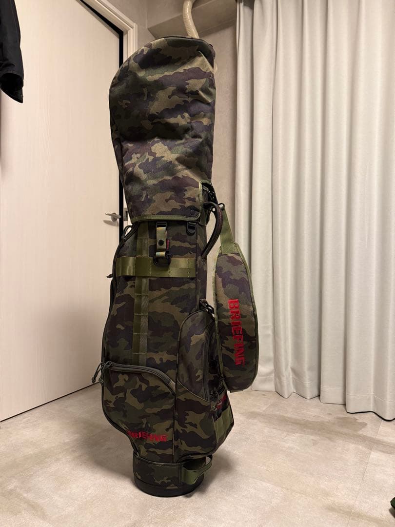 月曜日までの出品ですBRIEFING キャディバッグ　美品　ブリーフィング