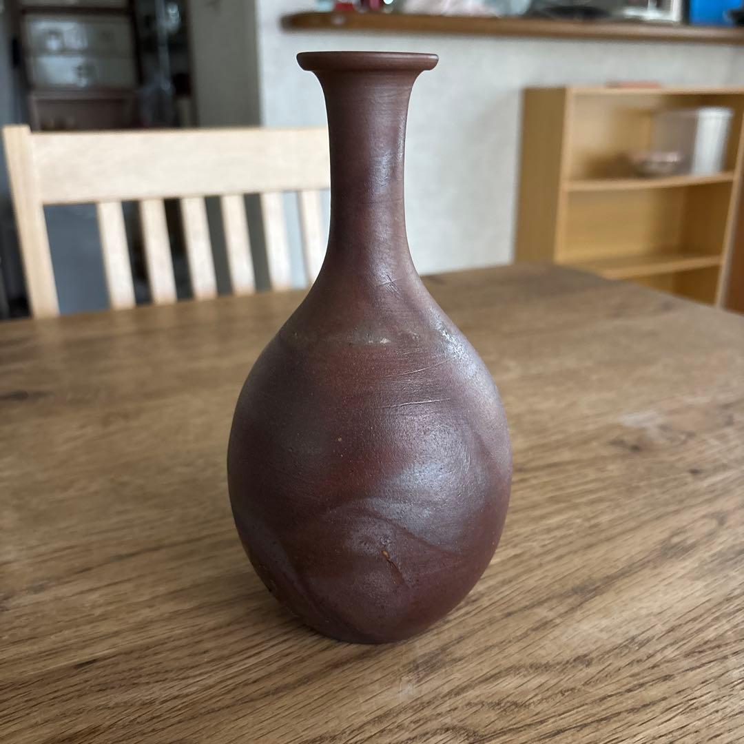 備前焼　伝統工芸品　一輪挿し　作家名あり　ヴィンテージ