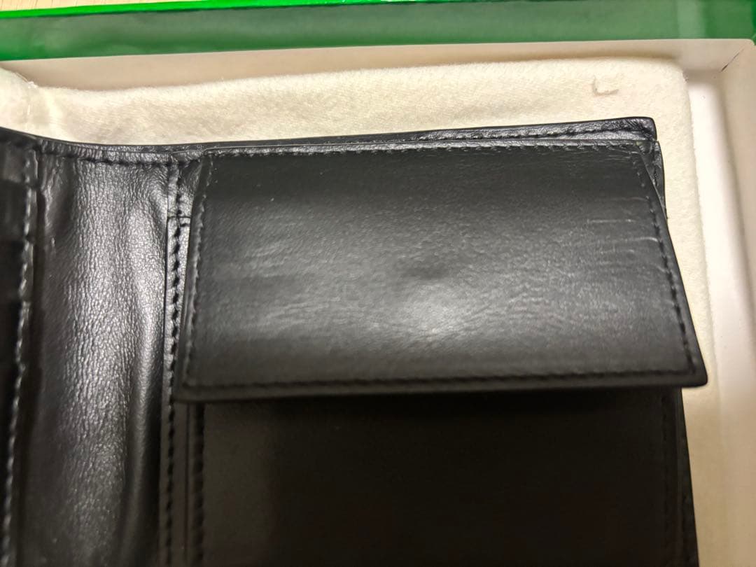 まる　Bottega Veneta 二つ折り財布